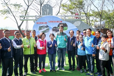 屯區共融公園全數改善完工 盧市長:營造美好生活