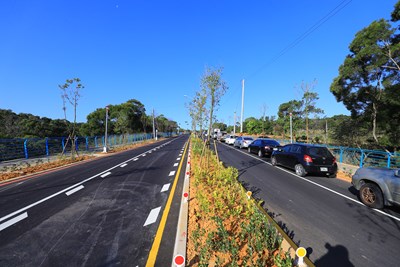中台路(中75線)是南屯區內唯一連接大肚區的道路,山路蜿蜒、路面寬窄不一,尖峰時刻常交通壅塞,對此,台中市政府建設局將永春南路打通至中台路,串接至遊園路,改善在地交通。