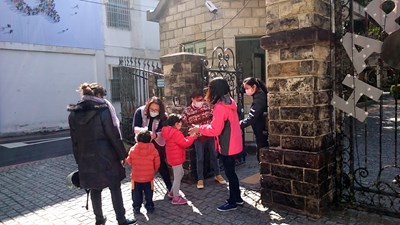 基於保護孩子們健康,台中市政府教育局籲請中央審慎思考,應將停課範圍擴大至私立幼兒園