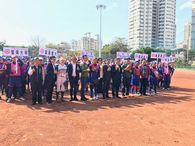 邁入第7年的「台中國際女子壘球邀請賽」今(5)日於萬壽棒球場舉行開幕式