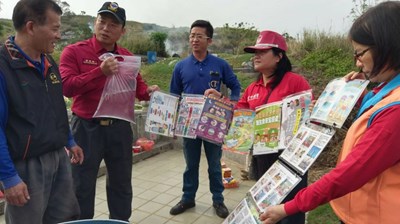 中市千名婦宣隊傳授「4不2記得」口訣 ,防掃墓火災 。