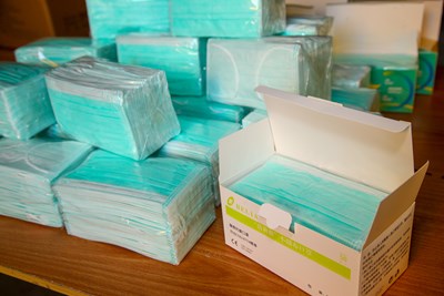 私自販售醫用口罩、濃度75%藥用酒精 最高可罰200萬元