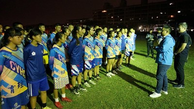 長億中學挑戰五連霸 運動局長加油打氣