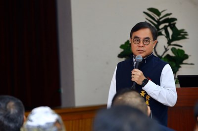 中市都發局長兒子初檢陰性 昨PO臉書真情告白