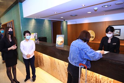 愛多深距離多遠!中市近200家「安心旅宿」 陪伴家屬抗疫
