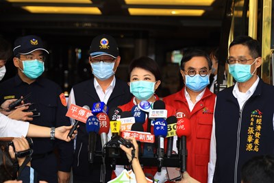 盧市長表示,市府採取最嚴格標準審查,業者不要僥倖、輕忽