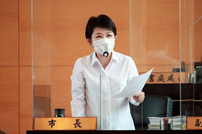 夜店張貼孩童裸露照宣傳 盧市長:從嚴處分 絕不寬貸