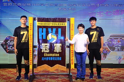 豐原高商排球七連霸! 盧市長讚台中之光