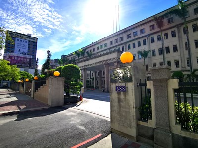 市民服務不間斷 中市都發、環保局進駐原警局大樓