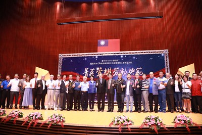 模範勞工表揚 黃副市長 攜手勞工茁壯台中