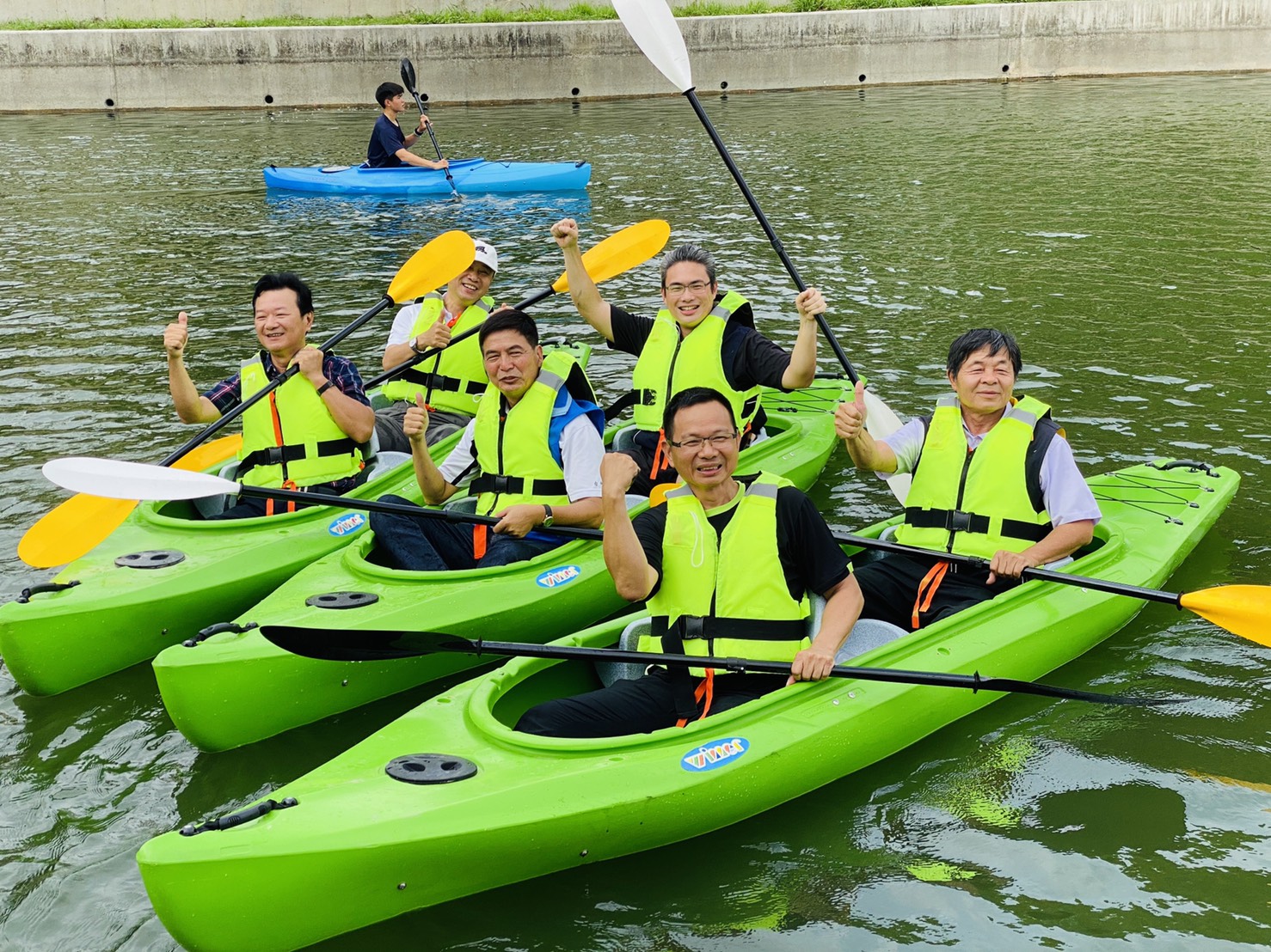 臺中市政府全球資訊網 市政新聞 中市獨木舟體驗營登場吸引上千人同樂