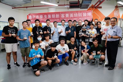 培養創客小尖兵 中市教育局與中科管理局合辦暑期營隊