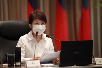 台中拉緊防疫 盧市長宣布啟動戴口罩及實聯制查察專案