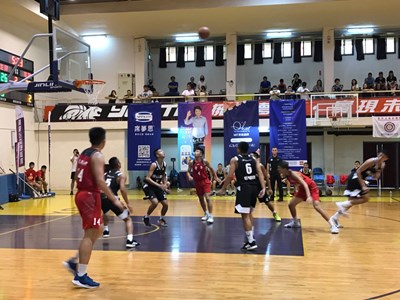 扶輪公益籃球賽在台中 HBL甲組強隊聚首飆球技