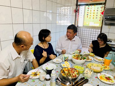 社會局長早餐有約 關懷身障社區居住情況