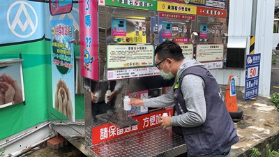 中市衛生局確保盛裝飲用水衛生安全