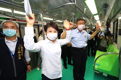 中捷高鐵台中站入口意象揭幕 盧市長宣告年底通車決心(1)