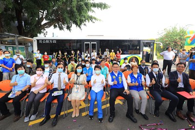 校園師生交通更便利!台中922路公車開進中臺科大