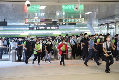 迎接履勘挑戰 中捷動員500人模擬緊急事故演練