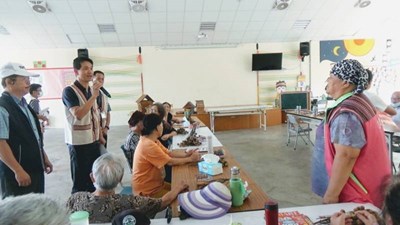 東勢地所日前赴桃山部落向族人說明建地範圍