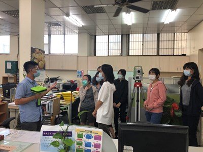 靜宜大學參訪清水地所 強化專業知識
