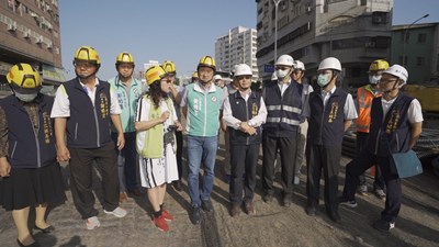 五權路地下道填平施工 中市建設局長視察交通疏導