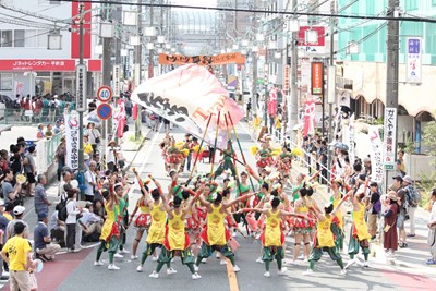 新民高中:名古屋真中祭踩街遊行1