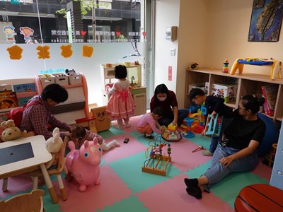 中市府增設4間小型親子館　育兒資源深入社區
