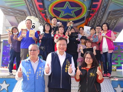 青商市集注入年輕活力 第2站龍泉市場登場