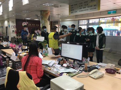 大里地政事務所邀僑泰高中參訪 帶領學生認識地政相關權益