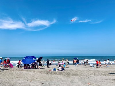 大安濱海樂園沙灘戲水