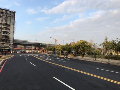 中市東區10M-400道路翻倍拓寬  今通車