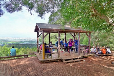 萬里長城登山步道-享壽亭