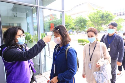 保障民眾洽公安全 盧市長盼中央將門禁人員納入疫苗接種對象