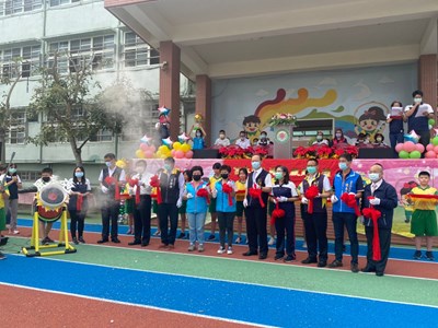 優化校園運動環境 中市富春國小彩色跑道啟用