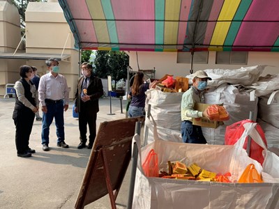 清明祭祖心誠則靈 中市環保局籲少焚香少燃金
