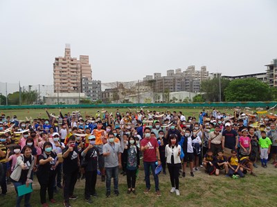 探索航空夢  中市「手擲機飛行競賽」邀國中小競技