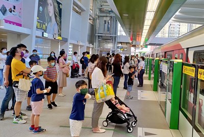 中捷綠線試營運15天破108萬人次 列車準點率99.9%