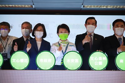 台中第一條捷運通車! 盧市長:十年喜事 百年大計