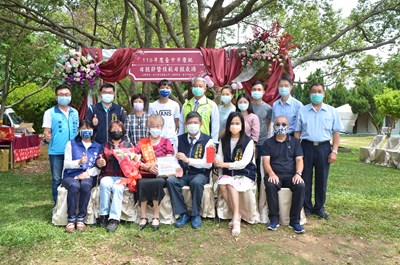 留下美麗回憶 石岡模範母親表揚首度移師戶外