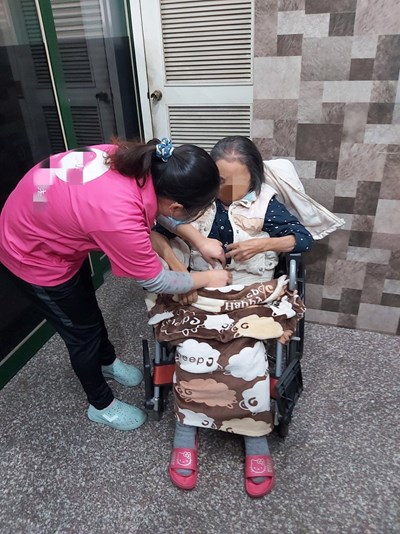 全國三級警戒 中市長照、精神照護部分服務暫停