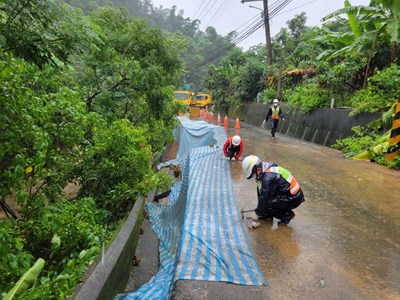 大坑邊坡崩塌緊急搶通 中市建設局呼籲減少車行山區