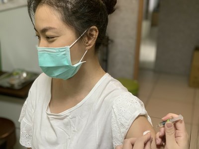 中市開放高端疫苗接種  年滿20歲者即日起可預約
