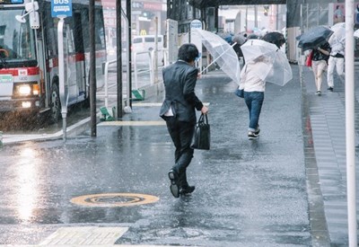 璨樹颱風來襲 ,中市府提醒雇主不得強迫勞工出勤