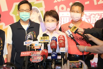 盧市長今日宣布,將開設快打站2.0,為75歲以上長者及65歲以上原住民接種莫德納疫苗