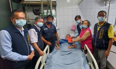 中市孝子遭酒駕撞癱陷困境 中市府轉介資源助度難關