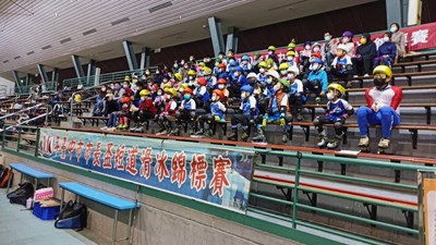 幼童、國小、國中組個人單項賽及團隊接力賽選手齊聚市長盃滑冰賽