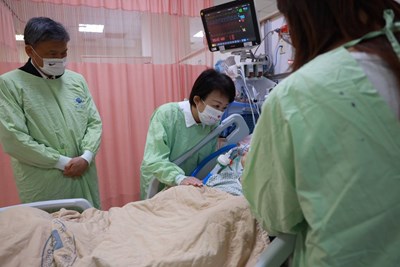 盧市長探視傷者