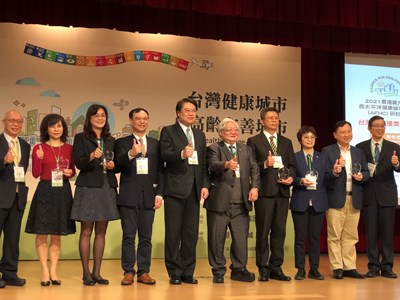台灣健康城市暨高齡友善城市評選 中市跨部門合作勇奪3項殊榮