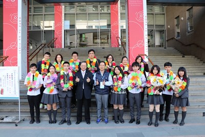 全國之冠! 全國高中技藝競賽商業類 中市奪20座金手獎